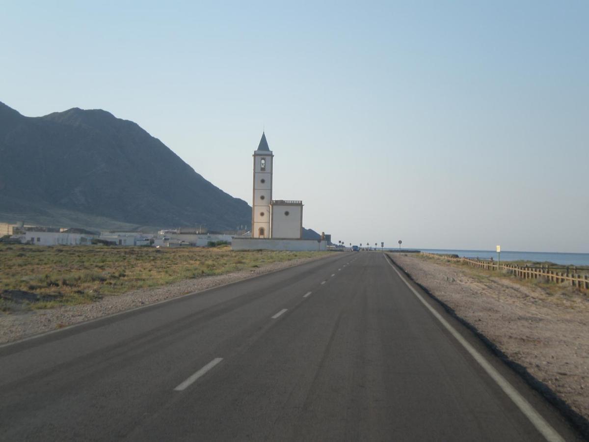 Apartamento Las Gaviotas Cabo De Gata Bagian luar foto